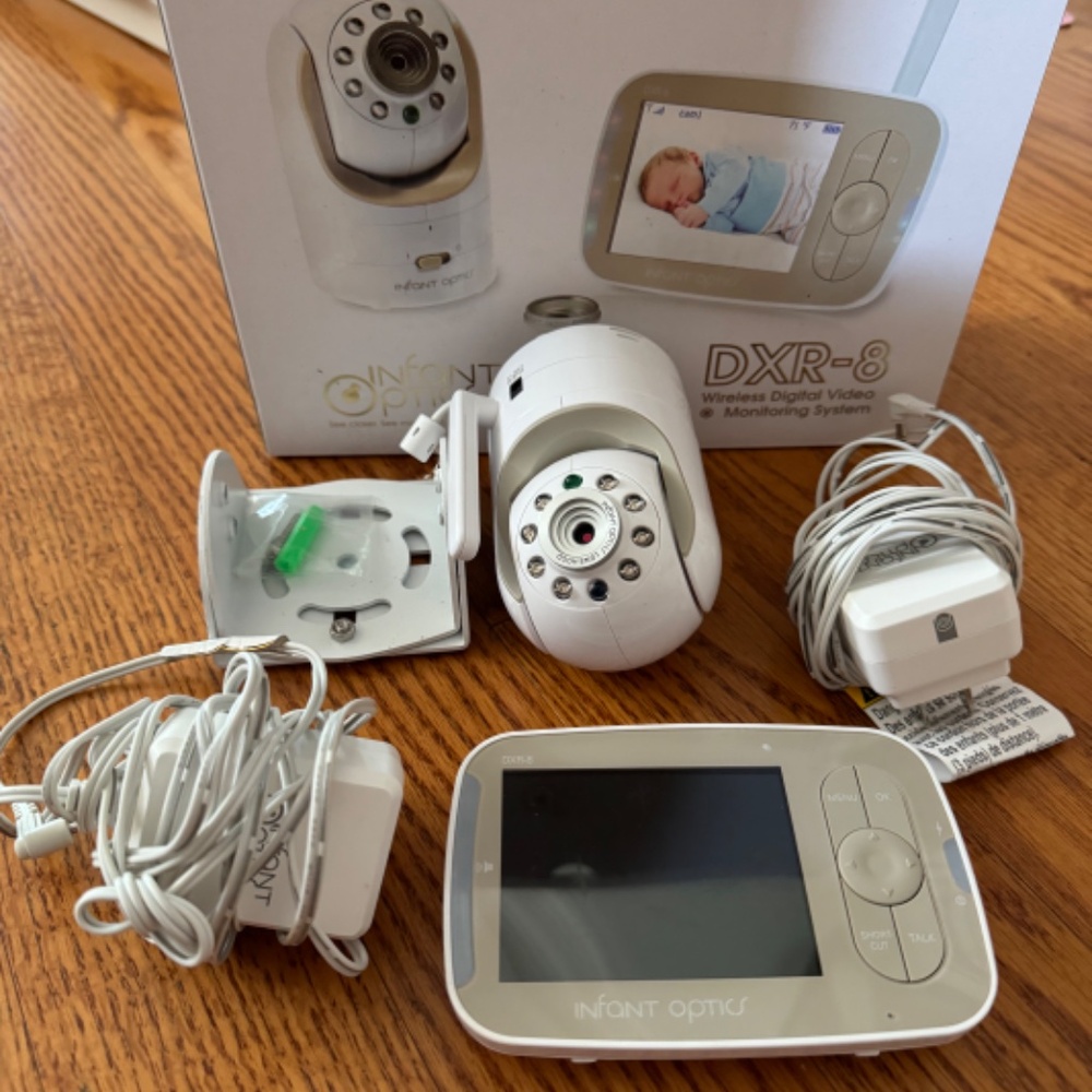 COPY - Infant Optics DXR-8 Baby Monitor